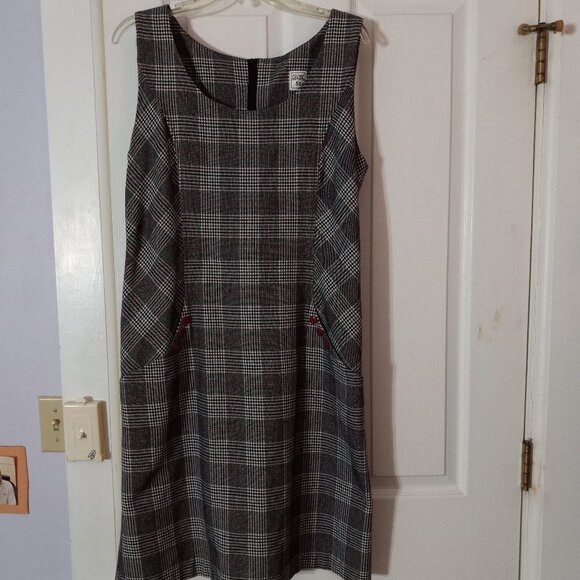 Wool-blend women's dress, size 8-10, made in Europe - Picture 8 of 9
